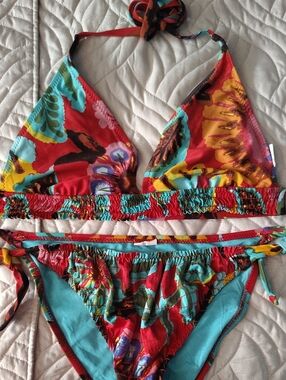 Lucky Brand Turquoise Tie  Bikini with Red Floral Trim Size M Measurements 15 In